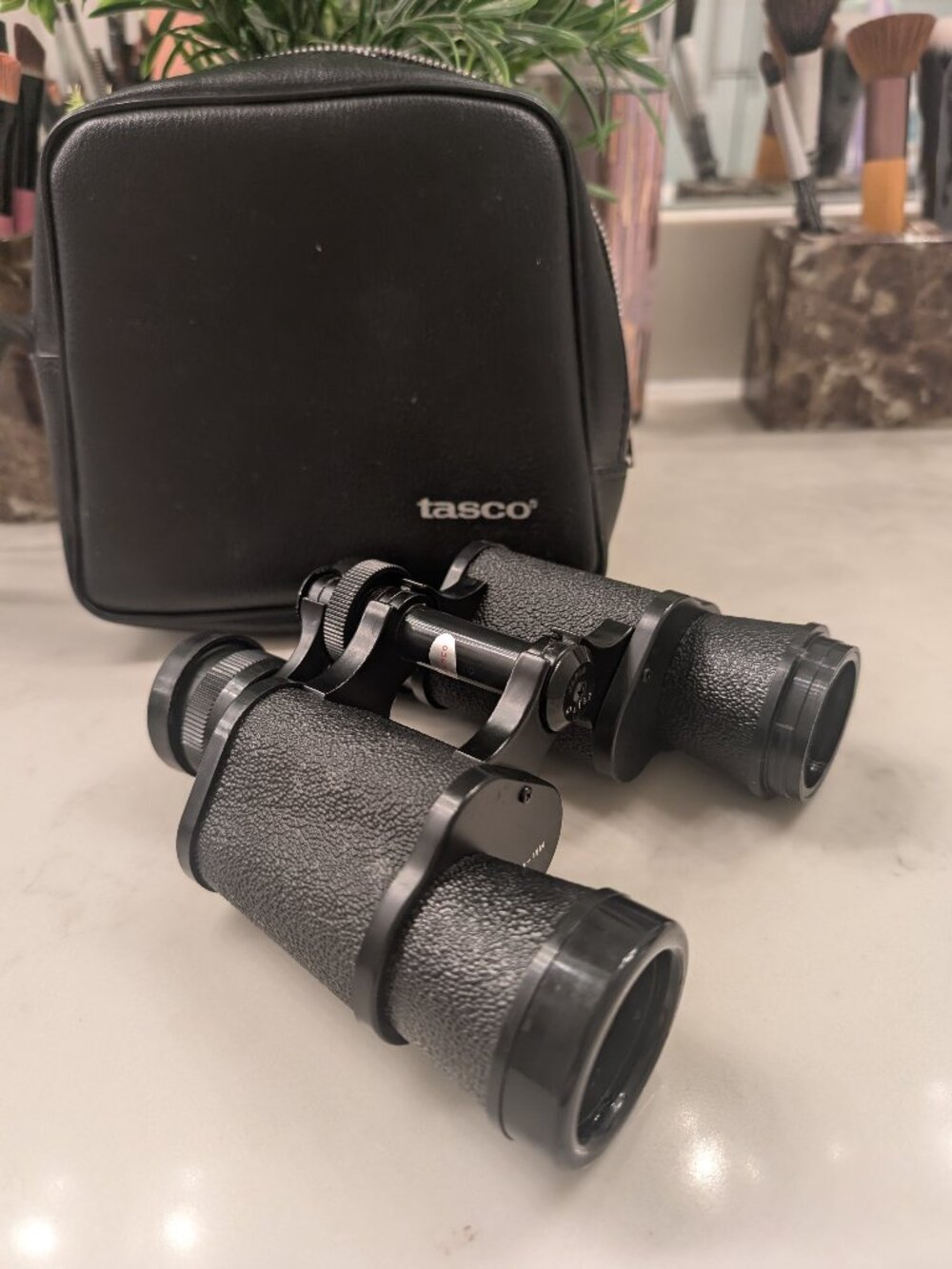 Tasco Binoculars 7 x 35 Model 304